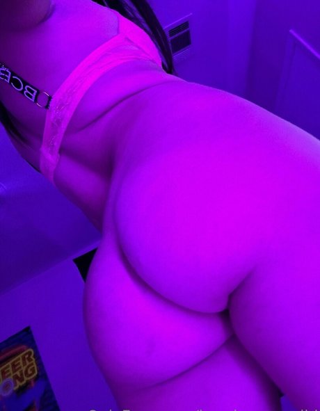 brookegoeswild 高品質スター アーカイブ