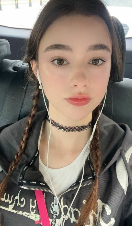 Dasha Taran アダルト女優 写真