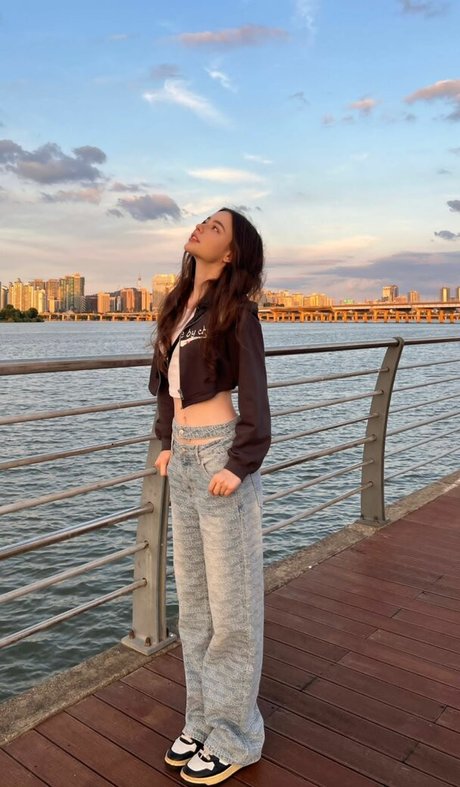 Dasha Taran 美しいスター 写真