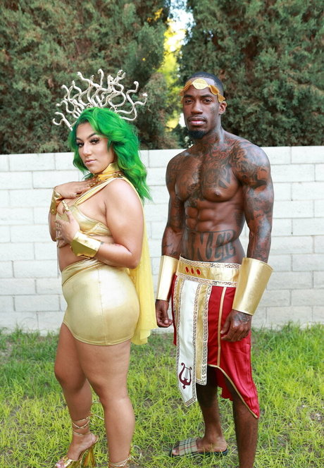 Freepressure ポルノスター セクシー 写真