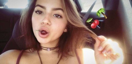 Isabela Merced セクシーなスター 写真