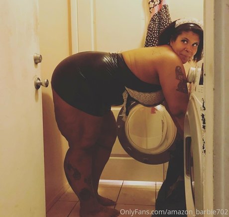 amazon leee ヌード女優 画像