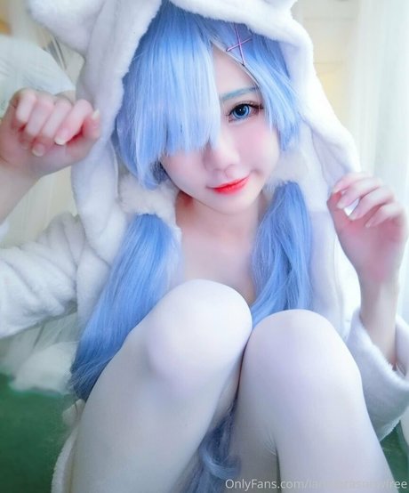 iamdorasnowfree 独占女優 写真