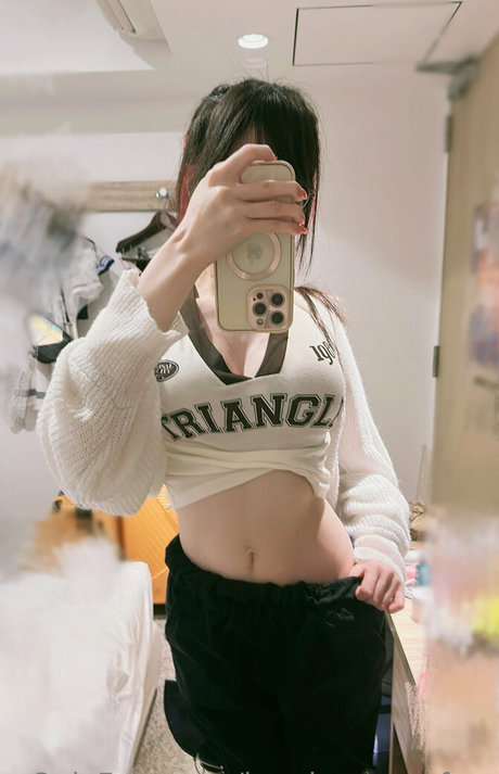 iamdorasnowfree xxx女優 写真