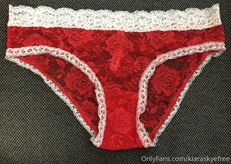 kiaraskyefree 最高のスター 画像