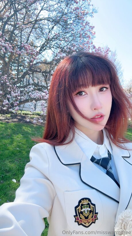 misswarmjfree エロティックなモデル 写真