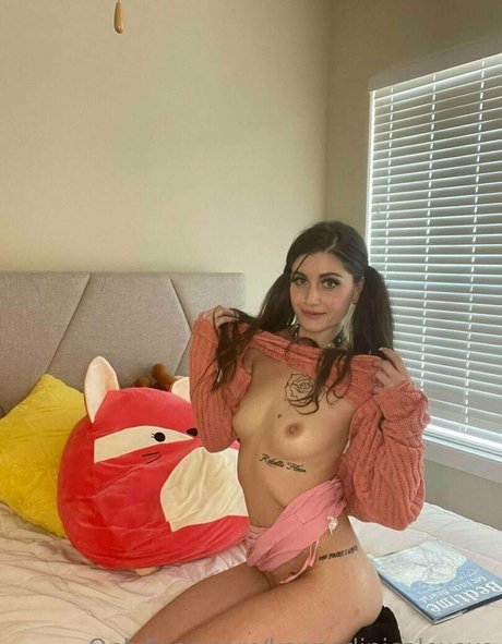kennedinicolexoxo アダルトモデル 写真