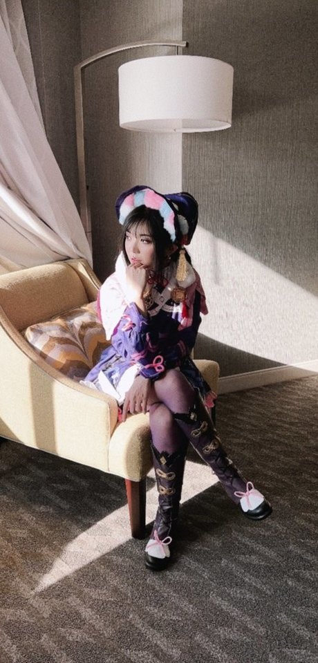 LilyPichu ヌードスター 写真