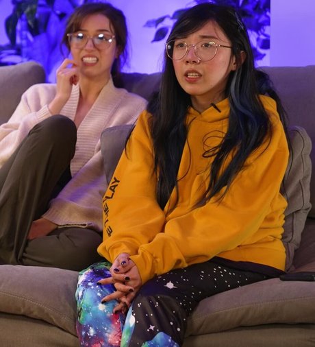 LilyPichu エロティックなポルノスター ギャラリー