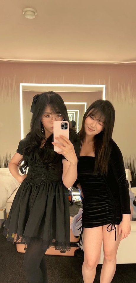 LilyPichu ポルノモデル ギャラリー