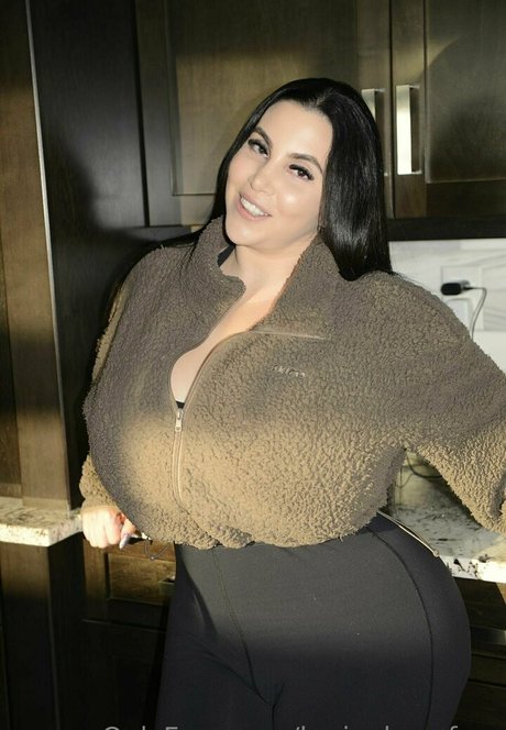 黒檀ペッギングオンリーファンズ ホット裸 写真