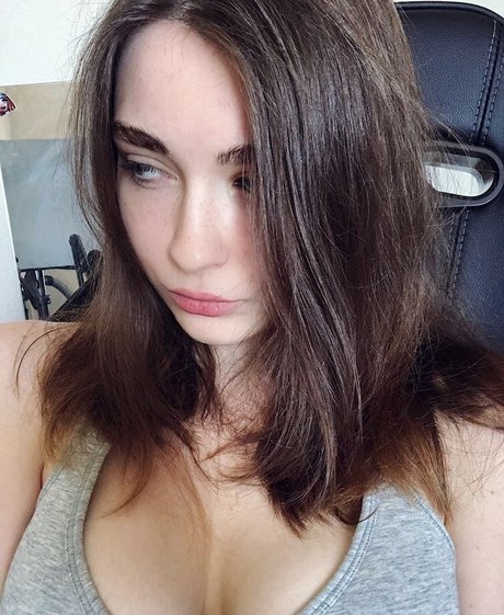 Arina Berdnikova トップスター ギャラリー