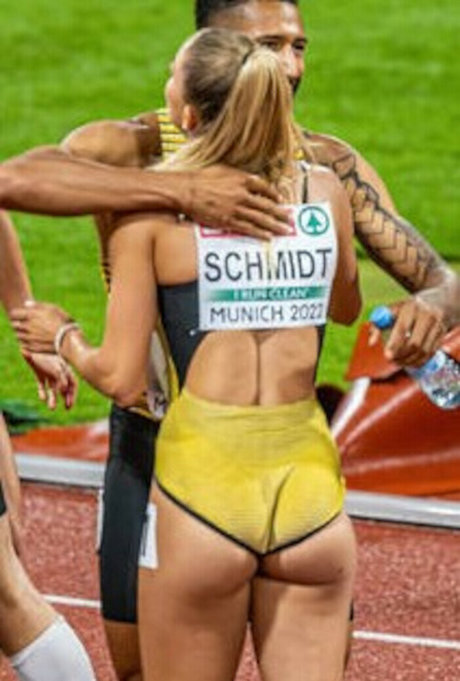 Alica Schmidt アートスター 画像