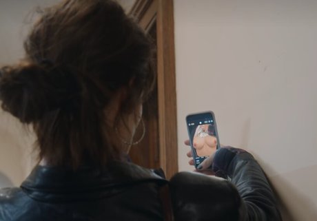Emma Mackey エロティックなポルノスター 写真
