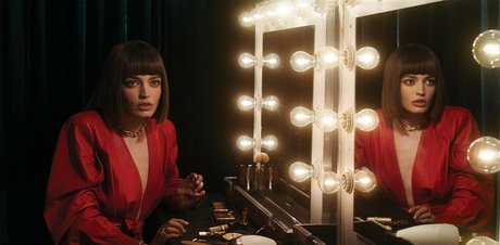 Emma Mackey 高品質スター 写真