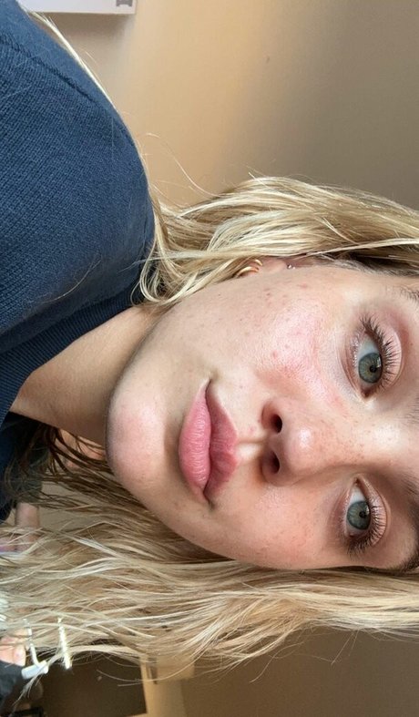 Emma Brooks ポルノスター 画像