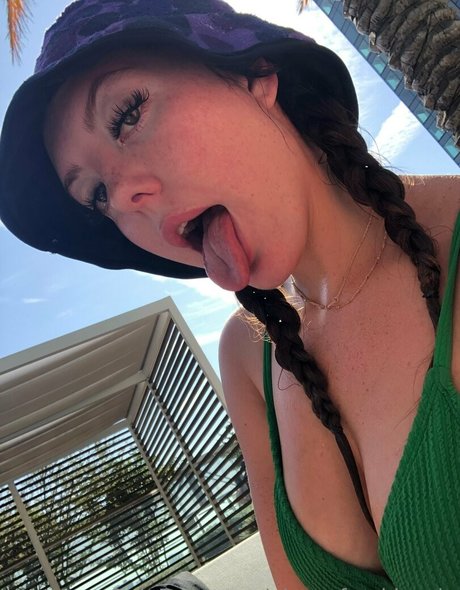 Gingerfrecklesvip 美しいポルノスター 画像