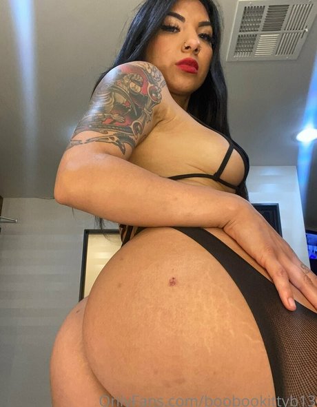 ヌード 屋外 OnlyFans ホットヌード 画像