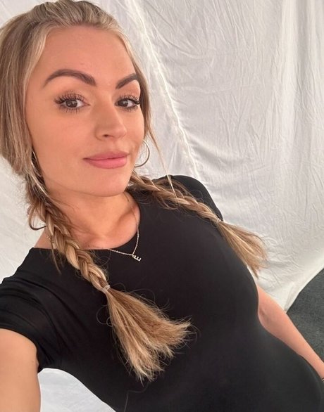 Laura Woods ポルノスター ヌード 写真