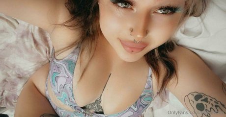 edenivyxo 美しいスター 画像