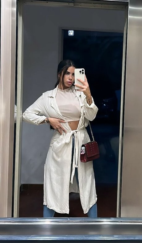 Yai Tejera セックスモデル 写真