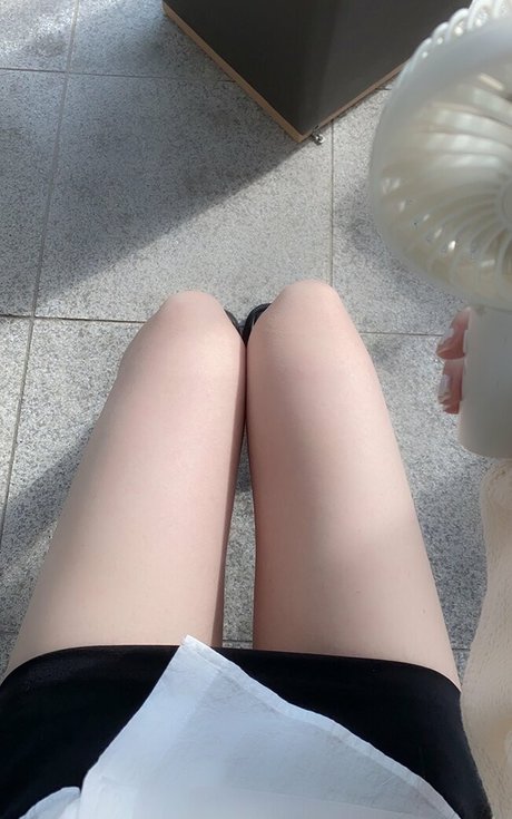 yurasweb ポルノモデル 写真
