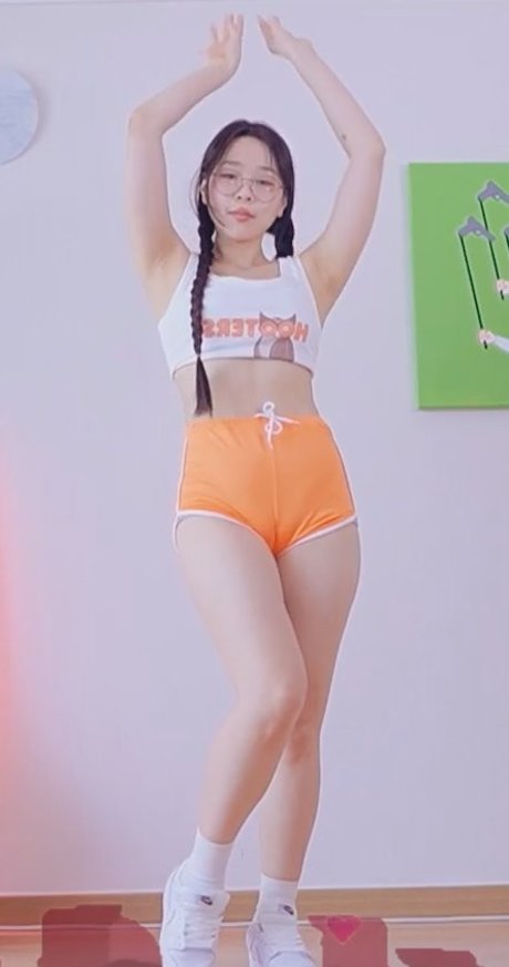 Ninibae 美しい女優 写真