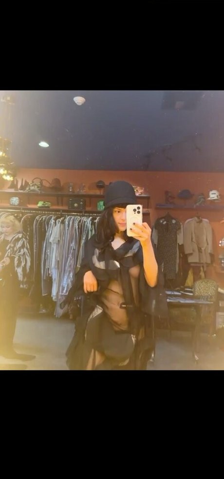 Maria Zardoya 裸のスター 写真