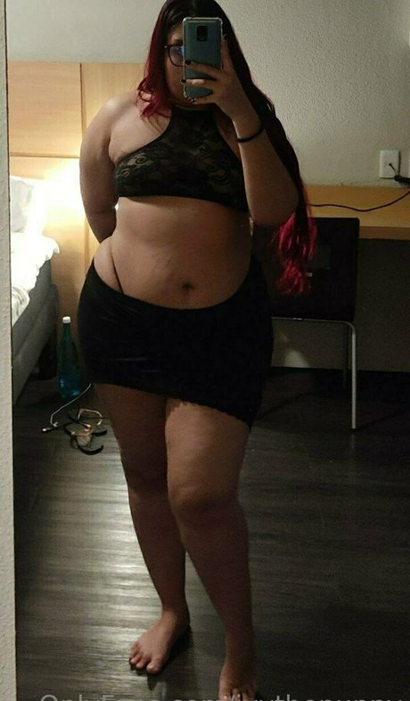 ivythepuppy ポルノスター 写真