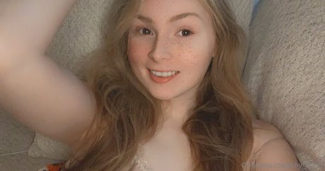 Shy Trans ヌードスター 写真