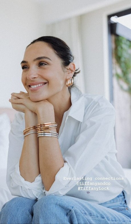 gal gadot ポルノスター 高品質 画像
