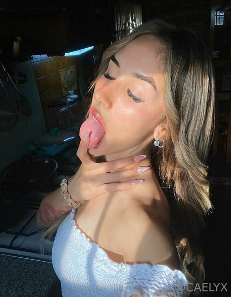 caelyx 独占モデル 写真
