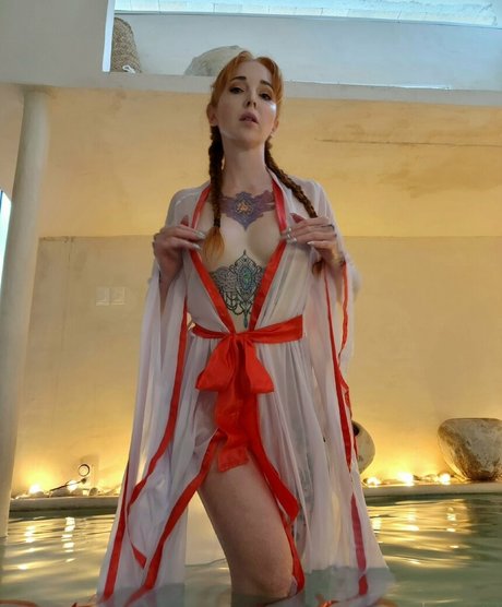 caelyx アダルトスター 写真