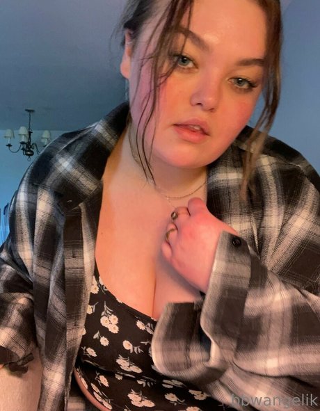 bbwangelik 限定モデル 写真