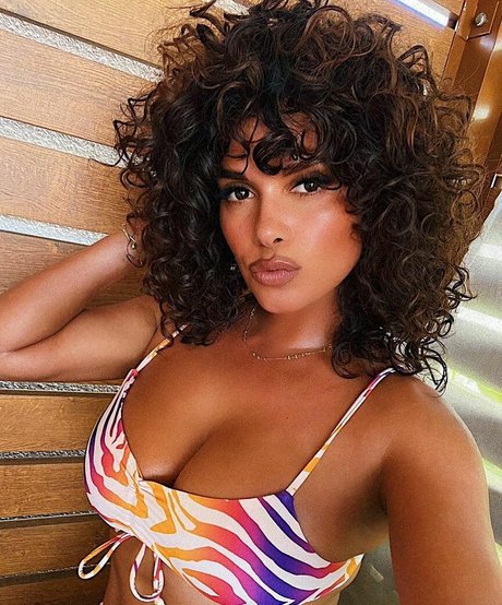 Joy Taylor モデル ギャラリー