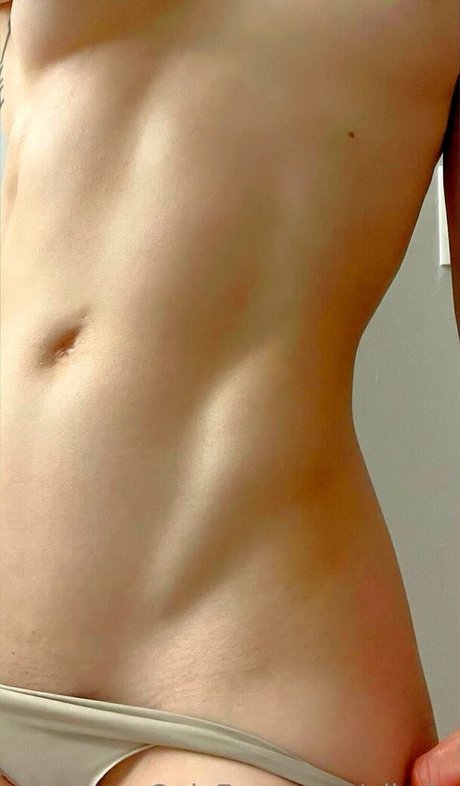 Ella Bucio アートポルノスター 画像