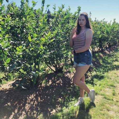 Sarah Butt ポルノスター ヌード 画像