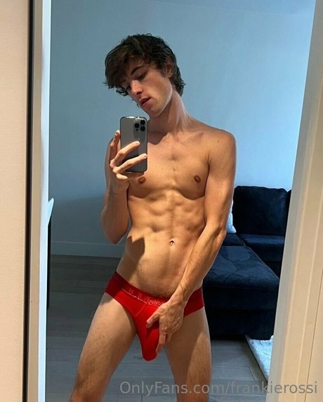 frankierossi ポルノスター セクシー 写真