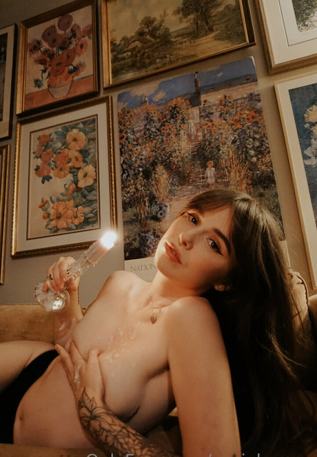 Acacia Kersey エロティックなモデル 画像