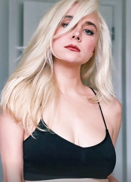 Alessandra Torresani モデル ギャラリー
