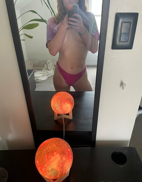 筋肉質な女性 オンリーファンズ ポルノ 写真