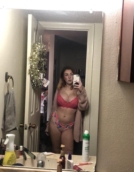 Megan Bitchell ヌードモデル 画像