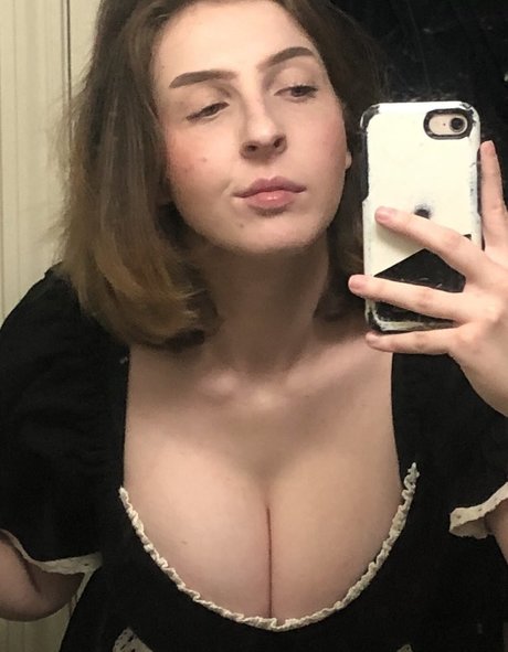 Megan Bitchell 美しいモデル 画像
