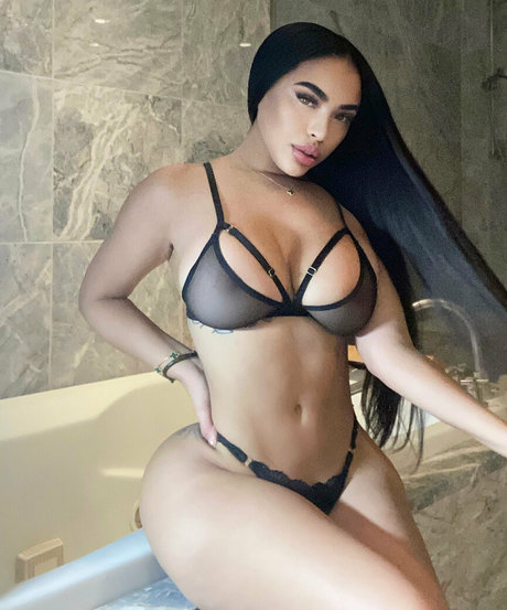 Destinyskyevip ヌード女優 画像
