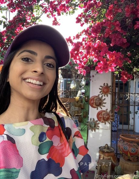 Rani Kaur スター ヌード アーカイブ
