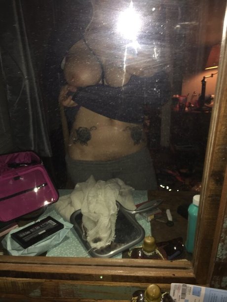 痩せたシーメールOnlyFans 美しいxxx ギャラリー