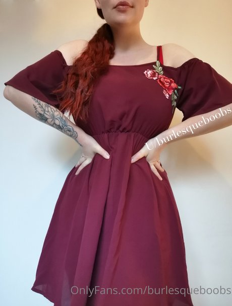 Burlesqueboobs トップスター 写真