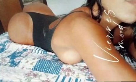 Antonella Victoria Corleto 無料モデル 写真