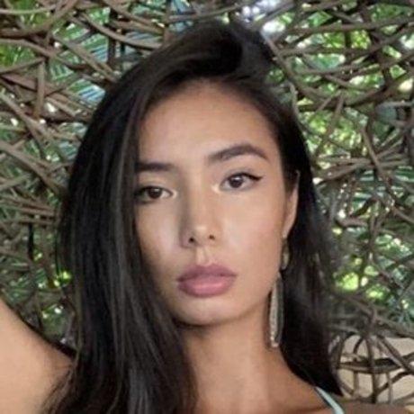 Kristy Chan ポルノスター パーフェクト 写真