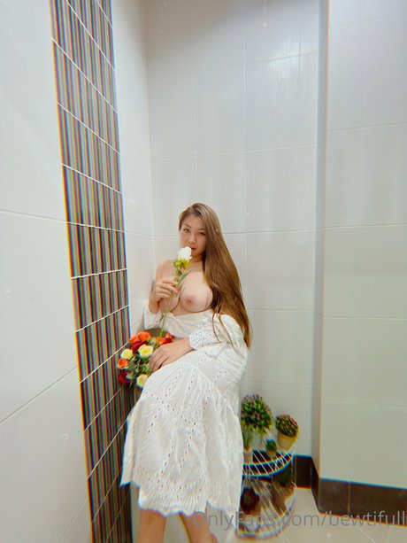 Bewtifull 完璧な女優 写真